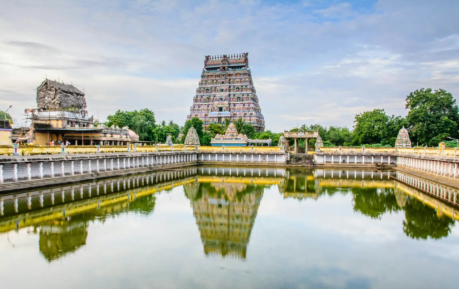 Temple tank and gopurams of the Thillai Nataraja temple in Chidambaram